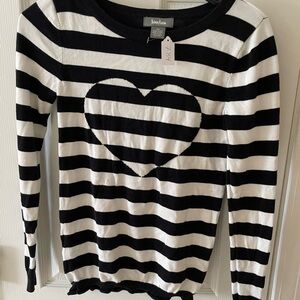 Neiman Marcus Black & White Striped Heart Sweater 🤍🖤 XS